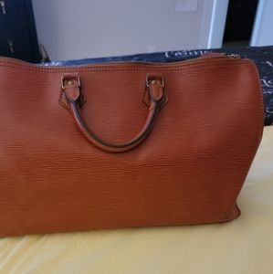 Large Authentic Louis vuitton bag size 50